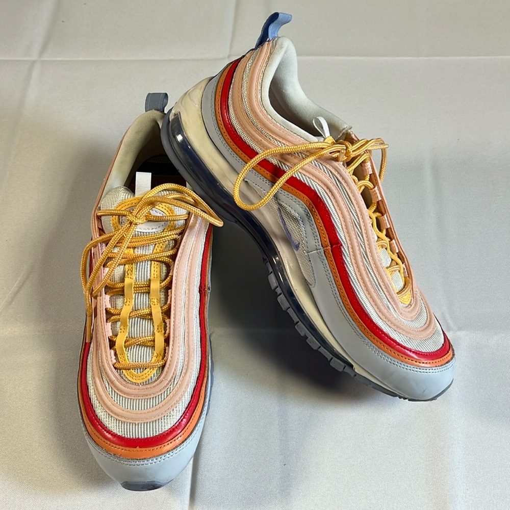 US Women’s Size 11 Nike Air Max 97 Football Grey Light Thistle